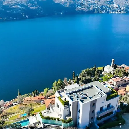 4-bedroom In Como, Lombardy 펜션 카라테우리오